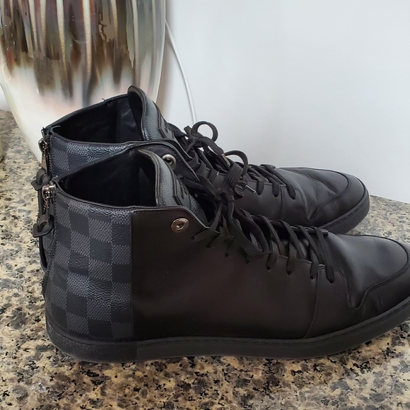 authentic LOUIS VUITTON Mens Calfskin Damier Graph - Picture 2 of 11